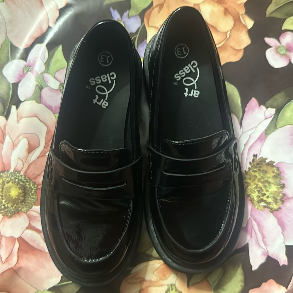 Art class kids platform style loafer